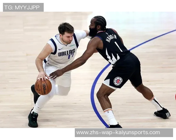 黄蜂与公牛激战正酣NBA直播精彩瞬间回顾与分析